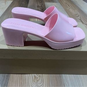 NWT Steve Madden Harlin Pink Wedged Sandals